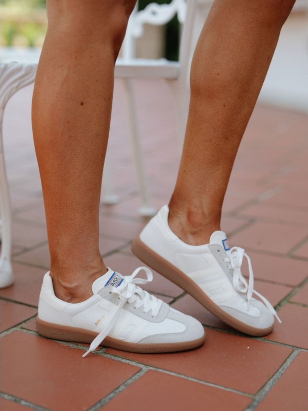 White Back 70 Sneakers - Picture 8 of 10